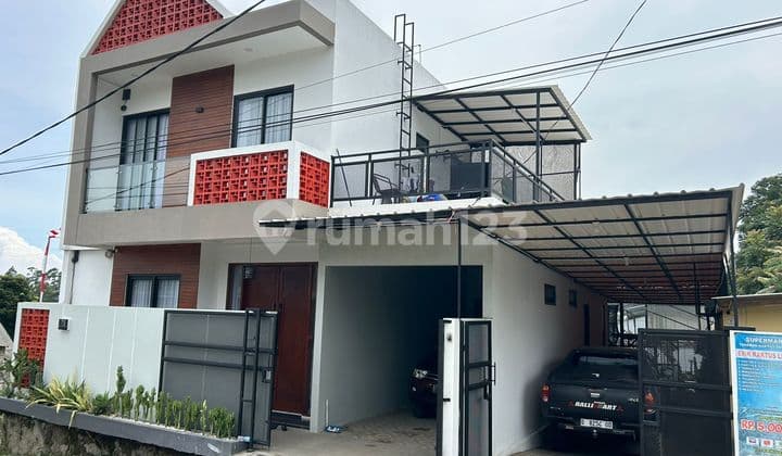Dijual Villa 2 Lantai di Lembang Full Furnished Berserta Ruang Usaha Cocok untuk Investasi dan Peluang Usaha Lokasi Startegis dan Akses Mudah