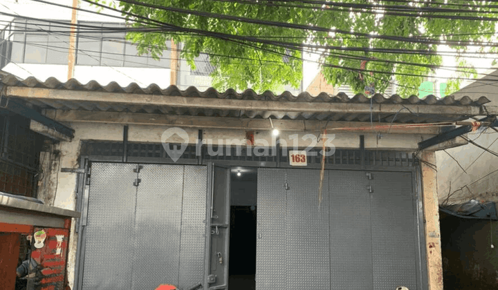 Ruko 3 Iantai Strategis, Banyak Pengunjung, Bisa Di Huni