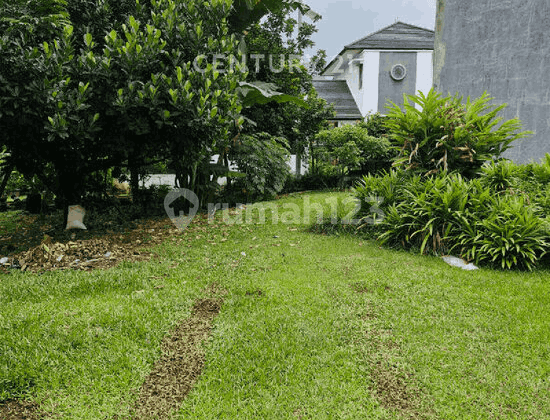 Tanah Hoek Strategis Njaman ,Aman untuk Hunian di Bsd Tangerang