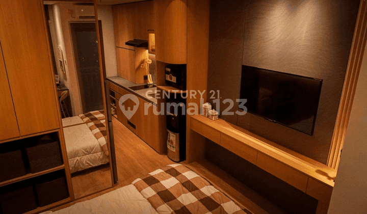 Luxury Interior Ready-to-Occupy Apartment in West Jakarta