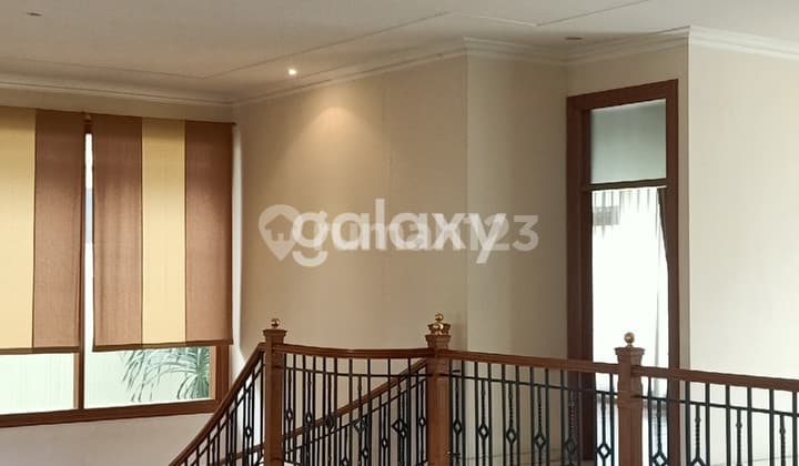 Rumah Raya Satelit Indah Dekat Hokky Darmo dan ke Hr. Muhammad