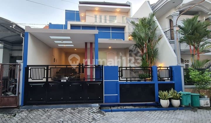 Dijual Rumah Terawat Siap Huni 2 Lantai One Gate System Karah Tama Jambangan
