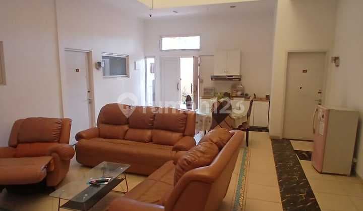 Rumah di Lippo Karawaci, SHM, Luas 450m2, 2 lantai