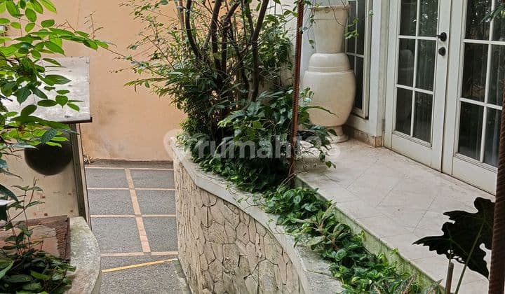 DIJUAL RUMAH MEWAH MEGA KUNINGAN JAK SEL