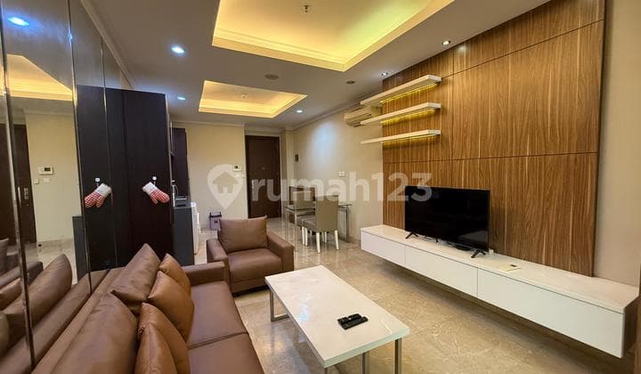 (a) Apartemen Eksklusif Di Residence 8 Pemandangan Sudirman