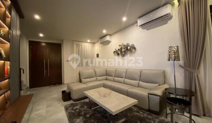 Disewakan Rumah Cluster Forest Green Taman Simpruk Lippo Cikarang