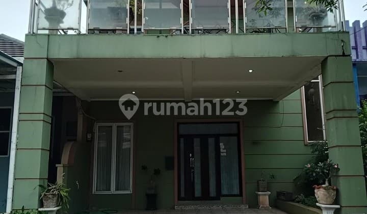 Disewakan Rumah Cluster Beverly Lippo Cikarang