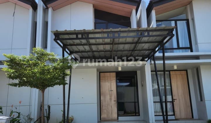 Disewakan Rumah Cluster Waterfront Lippo Cikarang