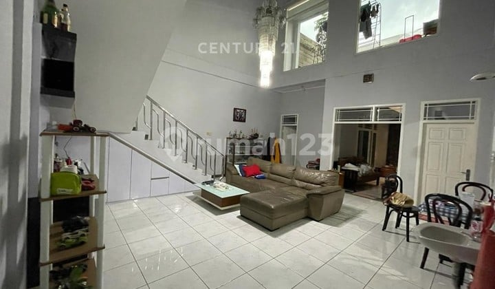 Ruko 2 Lantai Mainroad Ciateul Inggit Garnasih Cocok Utk Showroom