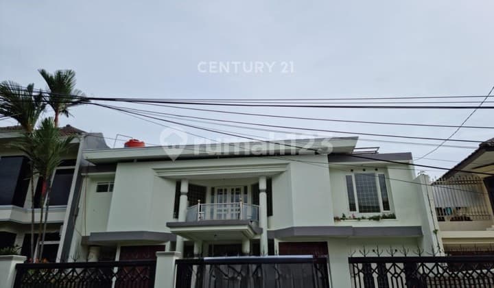 Rumah Asri di Komplek Setramurni Bandung