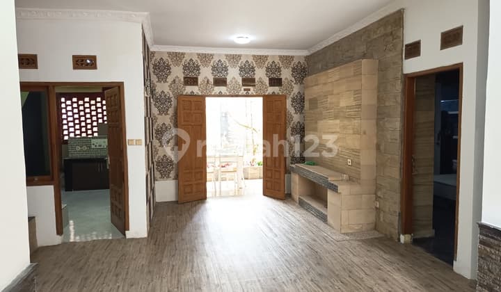 Rumah Mewah di Ciganitri Terusan Buahbatu Dekat dengan Kampus