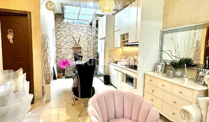 Rumah Cantik Siap Huni Strategis Bandung