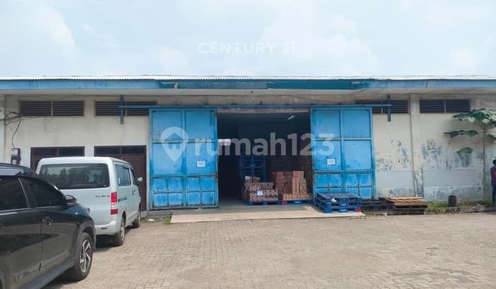 Gudang Strategis Di Mainroad Kiaracondong