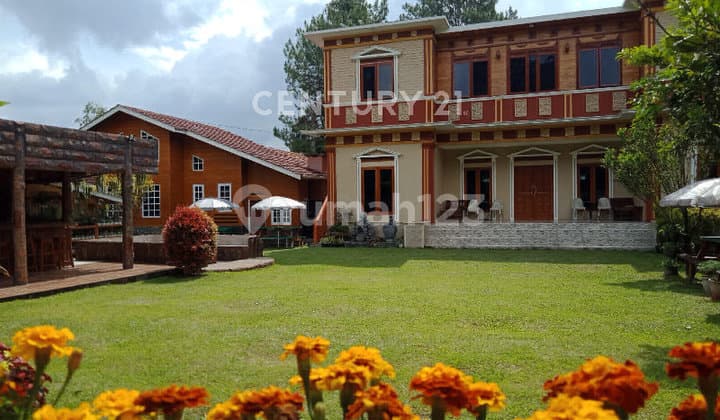 Di Jual Villa Cantik Bersih Dan Terawat Siap Huni