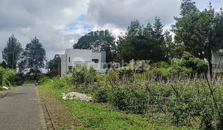 Kavling Villa Istana Bunga Parongpong Lembang Bandung