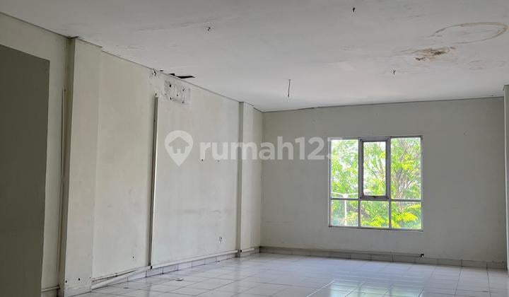 Dijual dan Disewa Ruko Strategis 3.5 Lantai Pinggir Jalan Utama Alternative Cibubur Cocok Buat Usaha