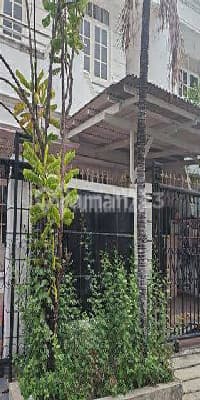 Rumah Siap Huni Di Janur Elok