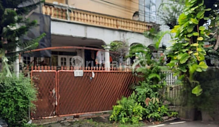 *di Jual Rumah Hook Cempaka Putih Tengah Hitung Tanah 2 Kavling