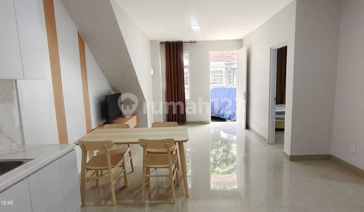 Town House Full Renovasi Baru Pakai Design Interior