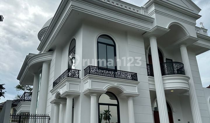 Rumah Baru Sangat Besar