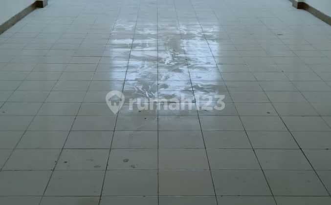 Ruko 3 Lantai Strategis Tengah Kota Surabaya