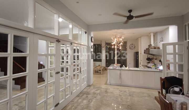 For Sale Nice House Jln Kemang Selatan (Lm)