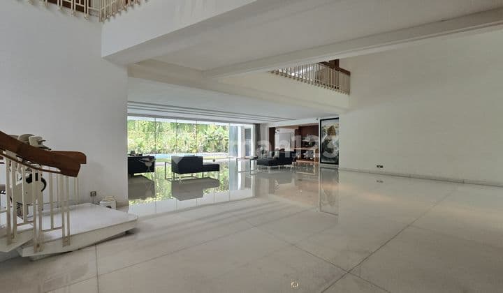 Dijual Cepat Rumah Mewah Lokasi Premium,Lingkungan Aman, Jarang Ada di Simprug Golf ,Jakarta Selatan ( Lm)