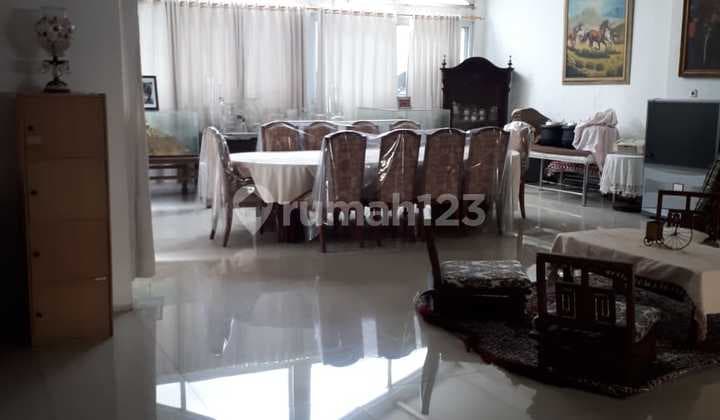For Sale House on Wijaya Street, Kebayoran (Lm)