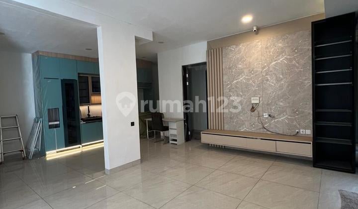 Disewakan Rumah Bagus, Lingkungan Asri, Siap Huni, Di Zora, Amata Bsd City