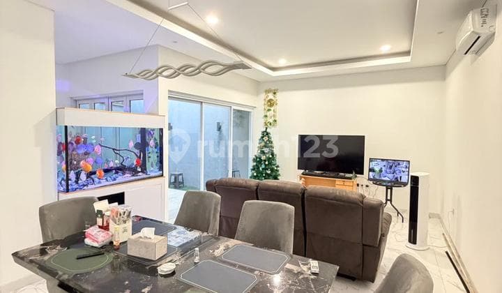 Rumah Rapih, Lingkungan Asri, Siap Huni, di Alicante Gading Serpong