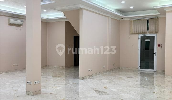 Di Sewakan !! Ruang Kantor / Tempat Usahadi Premium Area