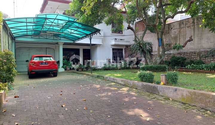 Dijual Rumah Besar Jalan Kebun Besar Gandaria,dekat Mrt Cipete