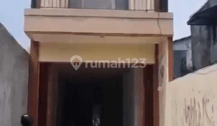 Disewakan Ruko Siap Huni di Jalan Raya Condet