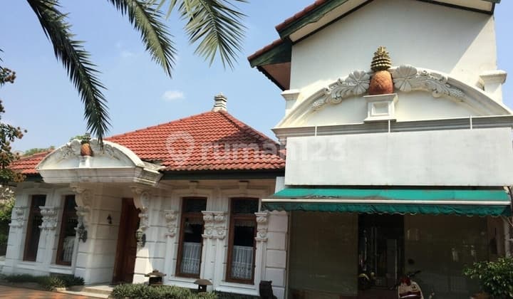 Beli Rumah Di Area Bisnis Pondok Indah, Bonus Cafe Dan Usaha Indekos. Pasti Cuan.