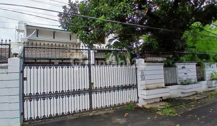 DIJUAL MURAH RUMAH DI KEMANG DALAM, penuh privacy, Nyaman