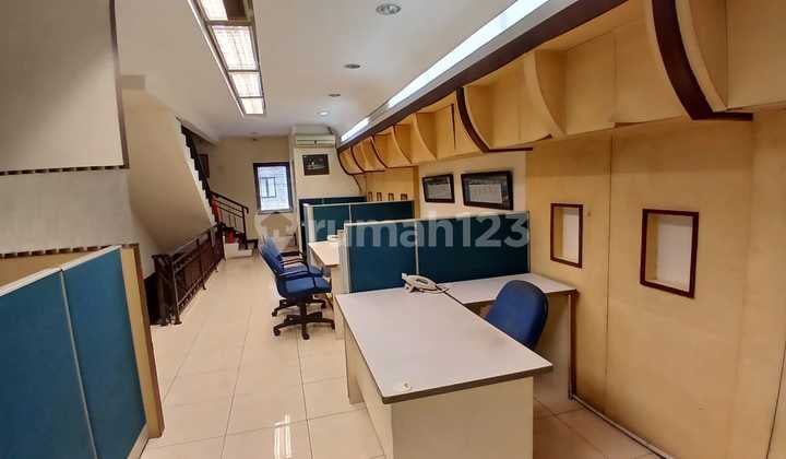 Judul Iklan RuKo Strategis DiJual dan diSewakan strategis terletak di jalan utama Pd Indah