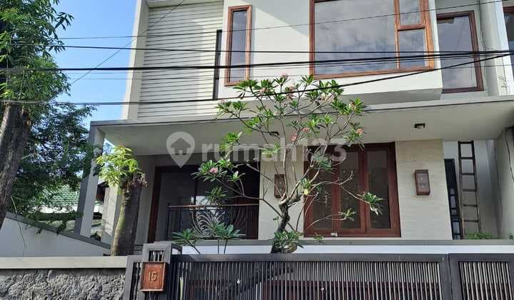Rumah Baru minimalis , Bagus, Strategis, Pool, Mewah di Pangkalan jati