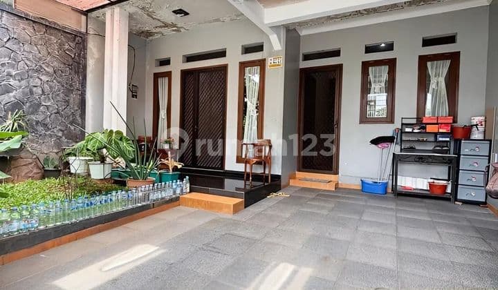 Dijual Rumah di Komplek Billymoon Kalimalang Jakarta Timur Siap Huni
