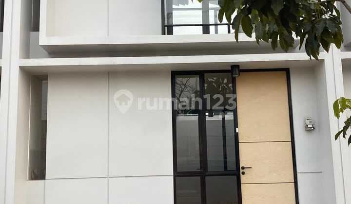 For Rent: 2-Story Cendana Icon House