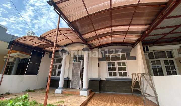 Disewakan Rumah Luas Banyak Kamar Di Citra Raya