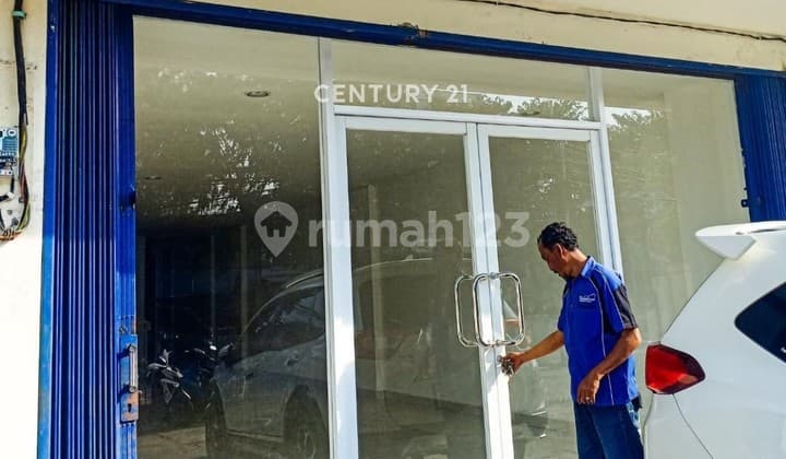 Ruko 5 Lantai Bagus dan Berlokasi Strategis di Pulogadung