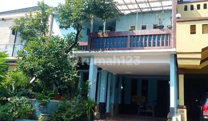 Rumah 3 Lantai Siap Huni Kota Wisata Cibubur