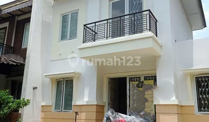 Jual Cepat Rumah 2 Lantai Sudah Renov Siap Huni