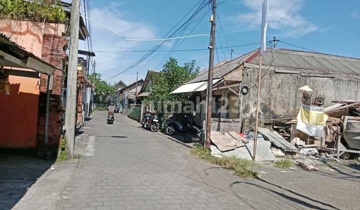 Modern Minimalist House Strategically Located in the Heart of Denpasar City