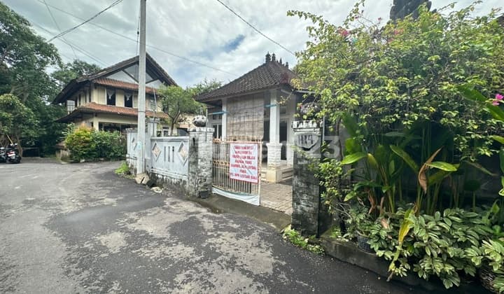 1st Floor House in Gianyar Area