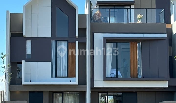 2 Lantai Free Ppn Cluster Baru Mewah Dekat Merr Oerr Dan Kampus