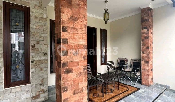 Dijual Rumah Bangunan Bagus Nusa Loka Bsd, Full Renov. Shm