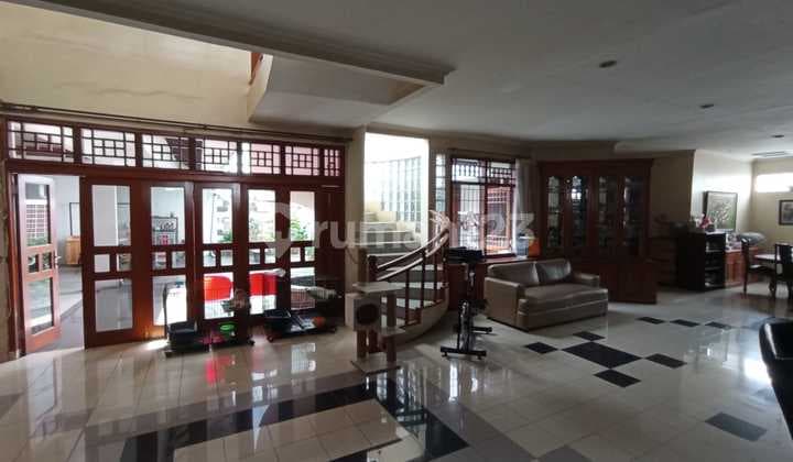 Dijual Cepat. Harga Bu. Rumah Siap Huni, Terawat, Kokoh.di Pondok Labu. Shm