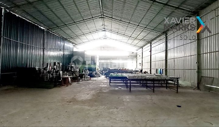 Warehouse for Sale in Kadipiro, Ready to Use, Has IMB.