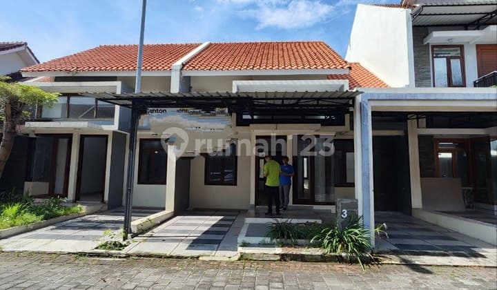 Jual Rumah Cluster Colomadu Karanganyar Solo Barat